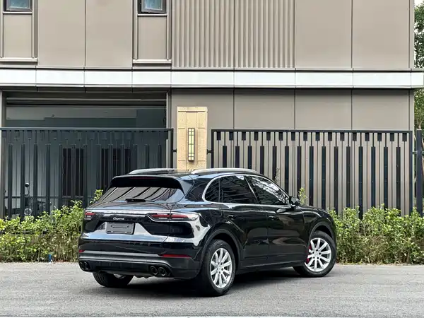 Porsche Cayenne 2019
