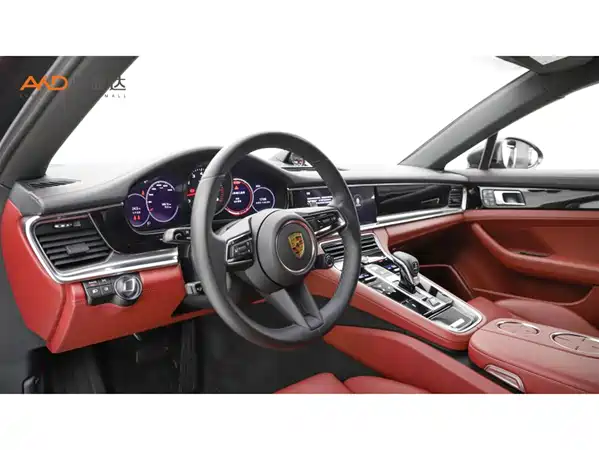 Porsche Panamera 2023