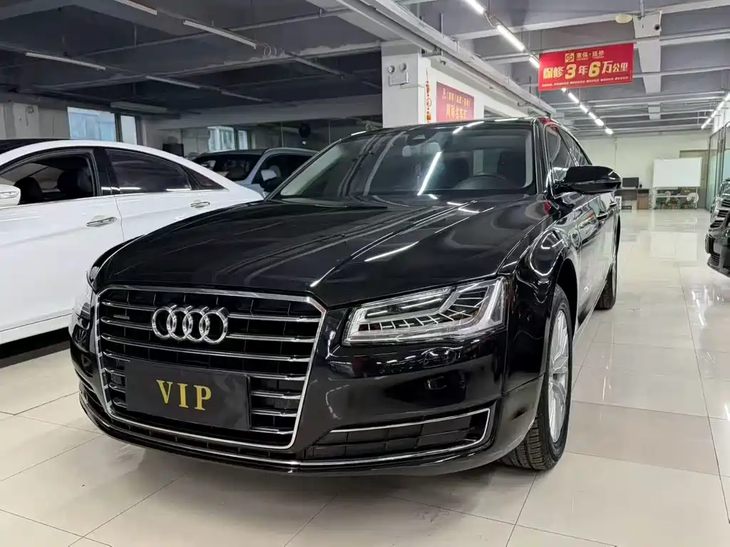 Audi A8 2015 — фото 3