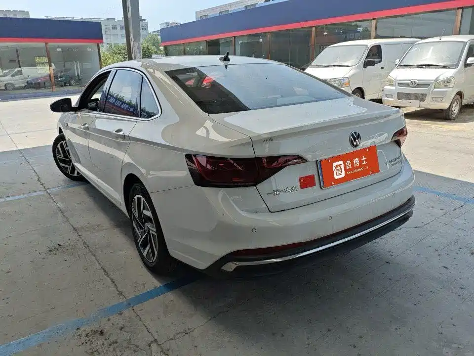 Volkswagen Sagitar 2025