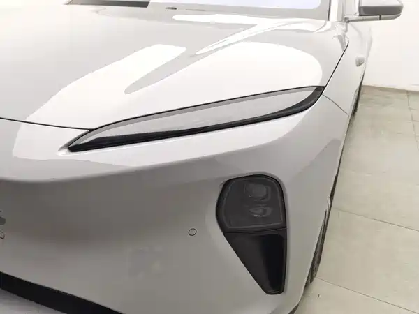 NIO ET5 2024