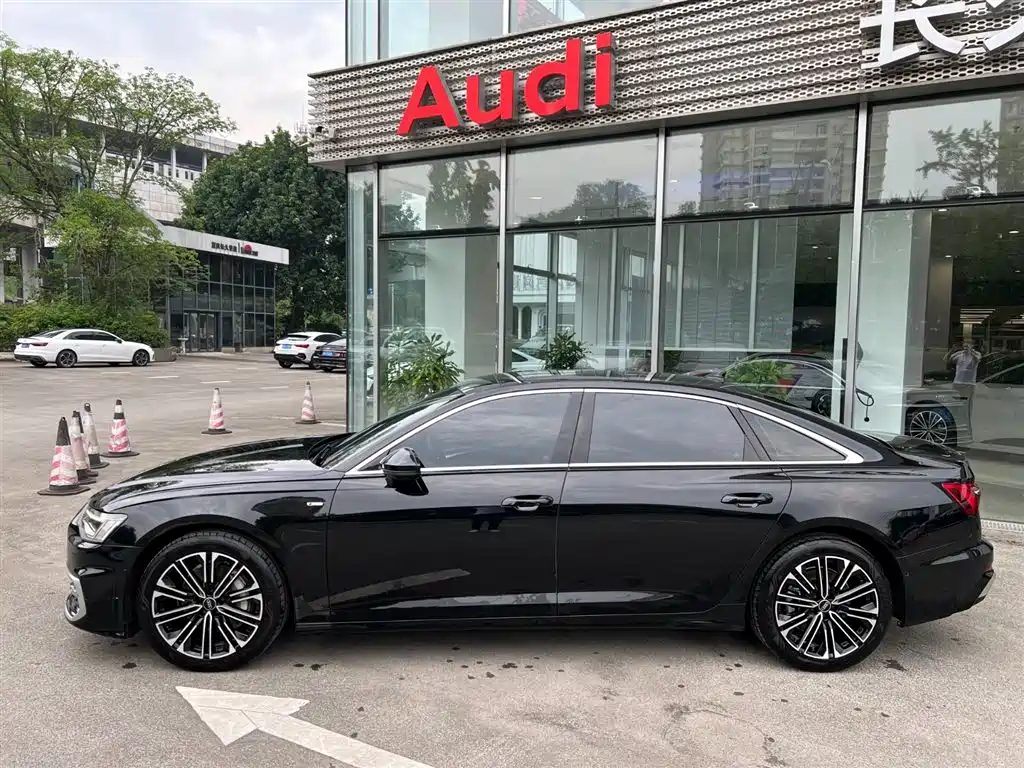 Audi A6L 2024 — фото 14