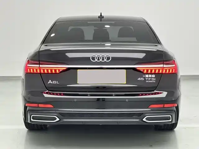 Audi A6L 2025