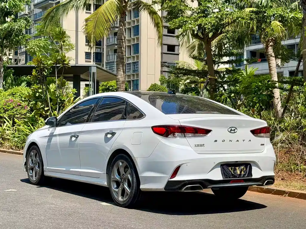 Hyundai Sonata 2019 — фото 16