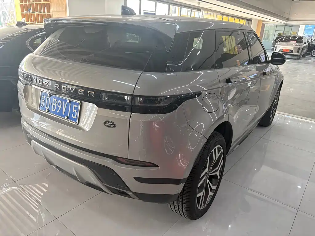 Land Rover Evoque 2021 — фото 4