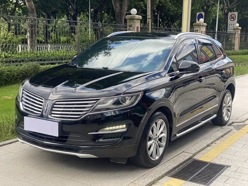 Lincoln MKC 2016