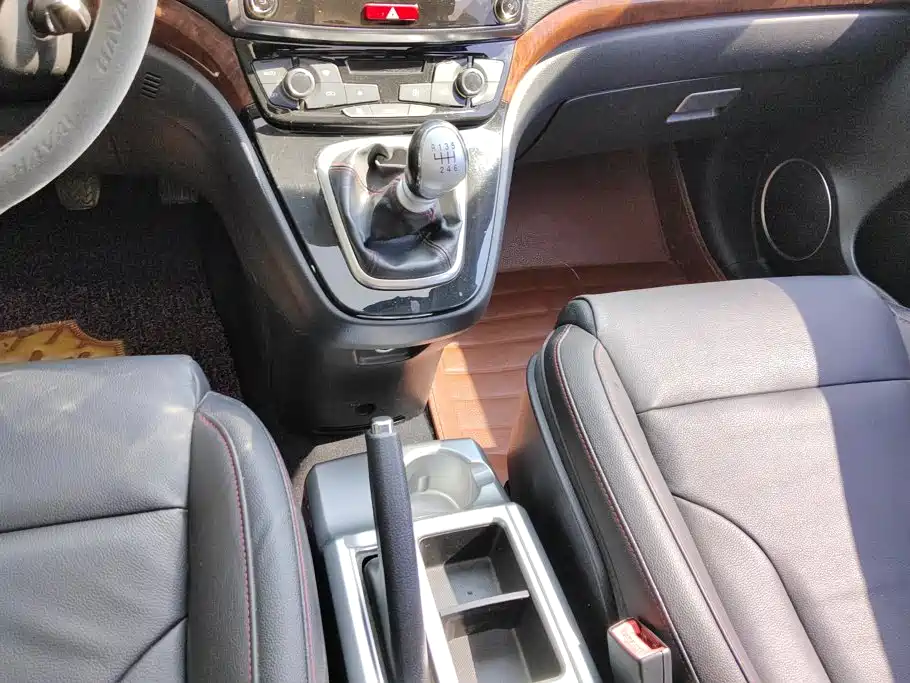 Haval H6 2015 — фото 16