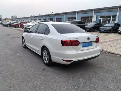 Volkswagen Sagitar 2013