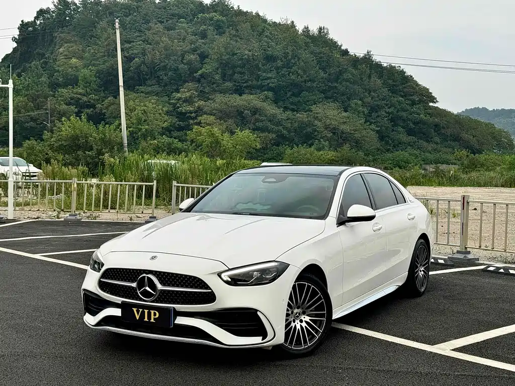 Mercedes-Benz C-Class 2022 — фото 1