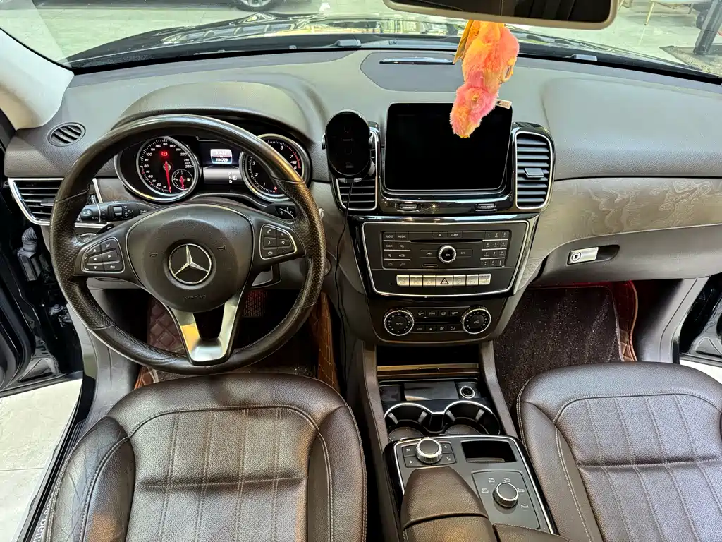 Mercedes-Benz GLE 2017 — фото 5