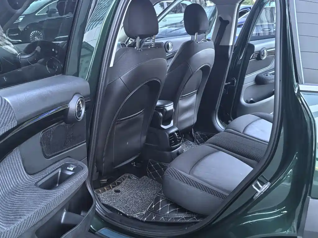 MINI Countryman 2017 — фото 8