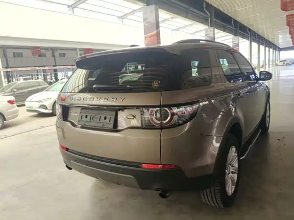 Land Rover Discovery Sport 2016