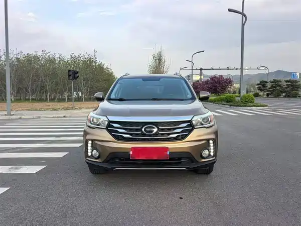 GAC Trumpchi GS4 2015