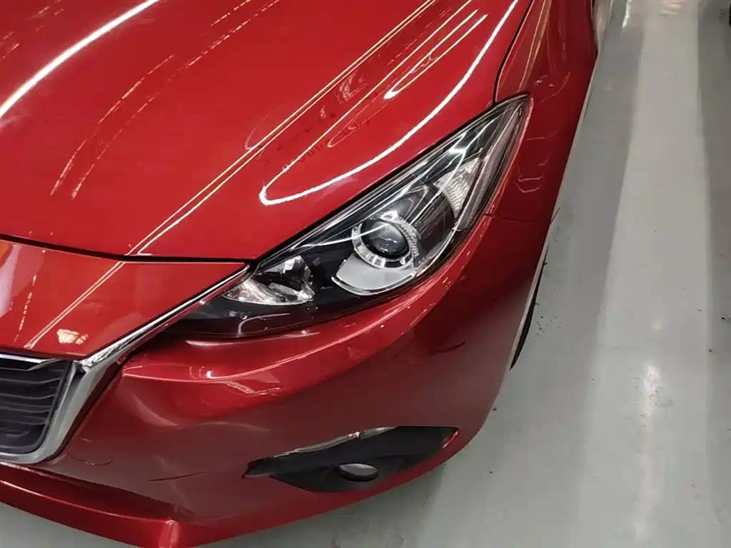 Mazda 3 Axela 2016 — фото 24