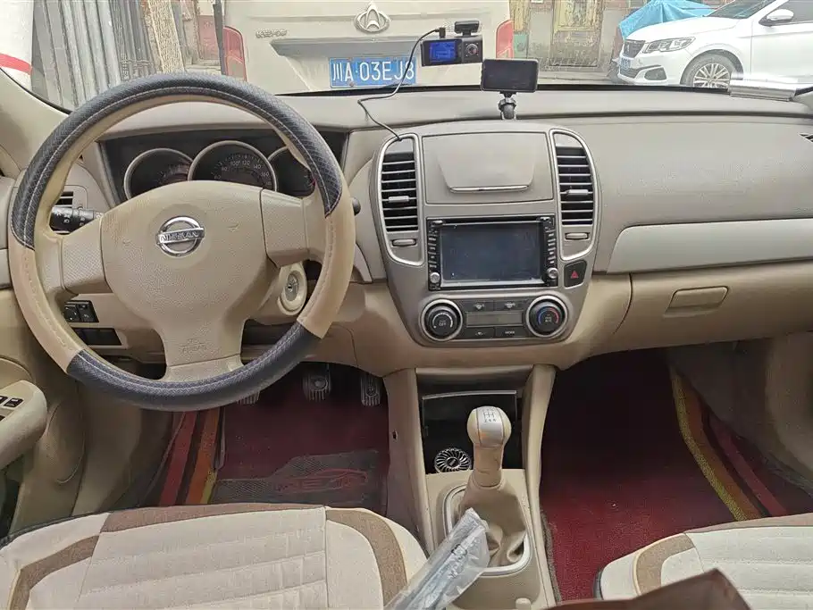 Nissan Sylphy 2017 — фото 12