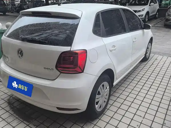 Volkswagen Polo 2016