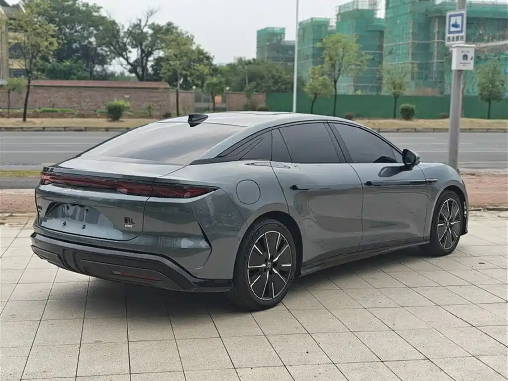 BYD Han L 2025 — фото 11