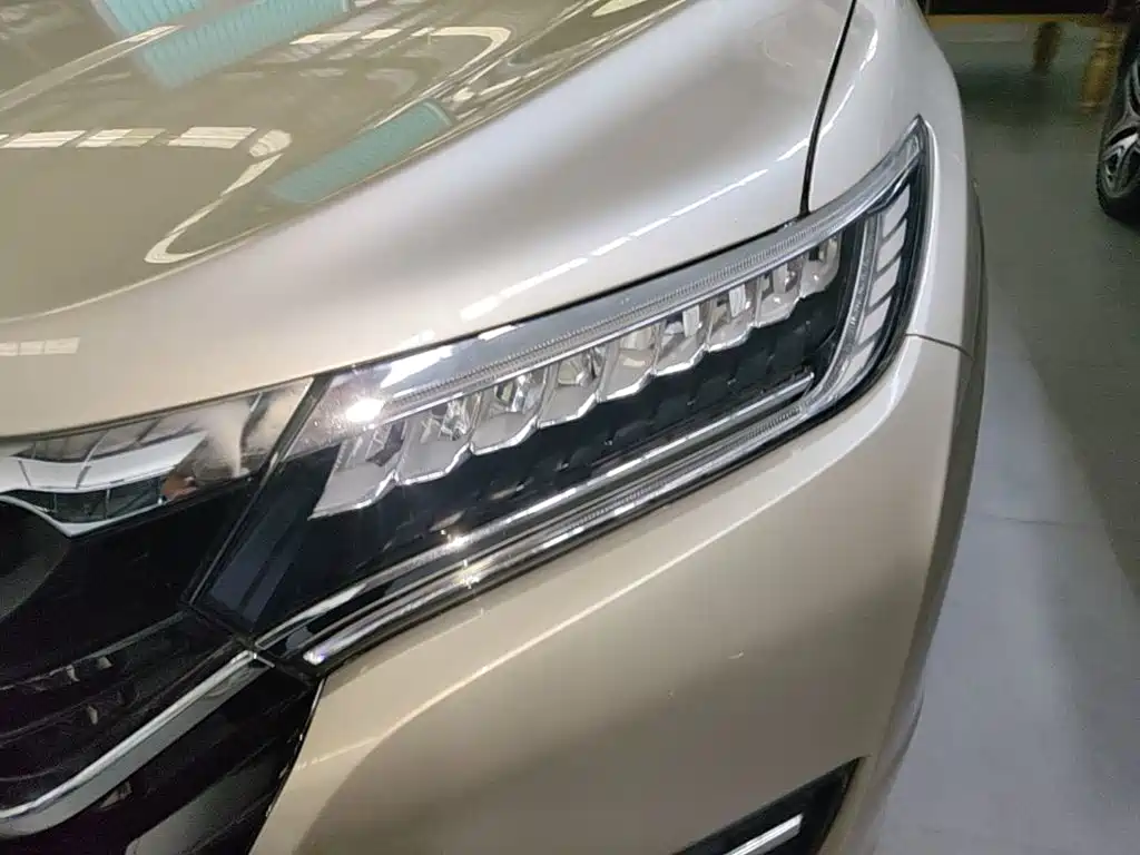 Honda UR-V 2017 — фото 24