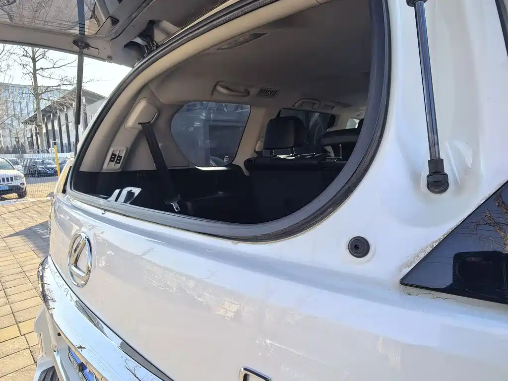 Lexus GX 2016 — фото 14