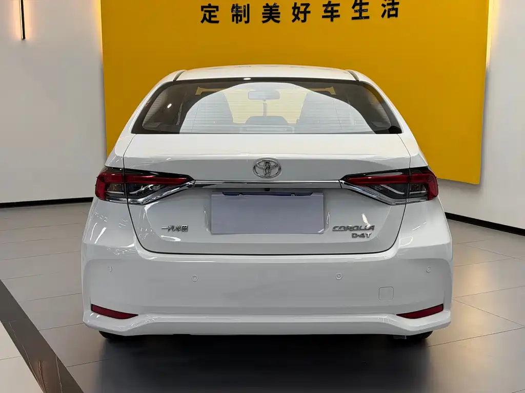 Toyota Corolla 2023 — фото 12