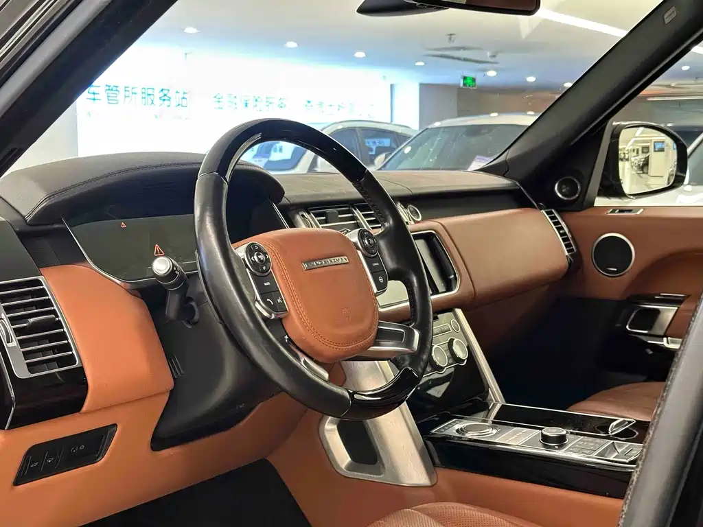 Land Rover Range Rover 2017 — фото 10