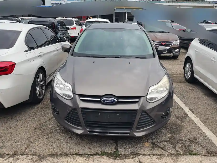 Ford Focus 2015 — фото 2