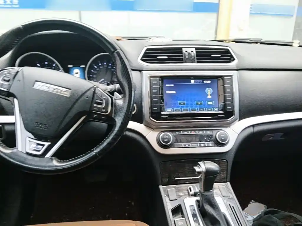 Haval H6 Coupe 2016 — фото 16