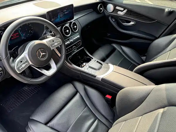 Mercedes-Benz C-Class 2021