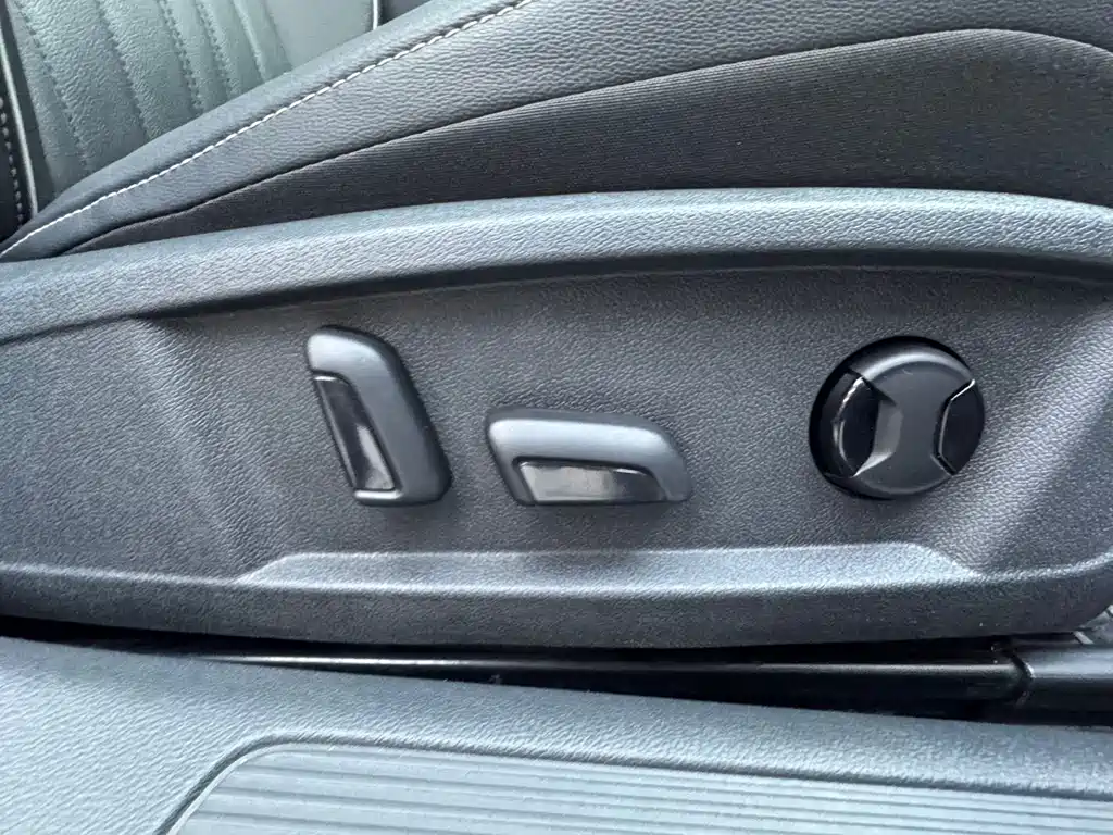 Volkswagen Passat 2021 — фото 21