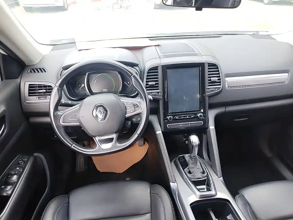 Renault Koleos 2018 — фото 10