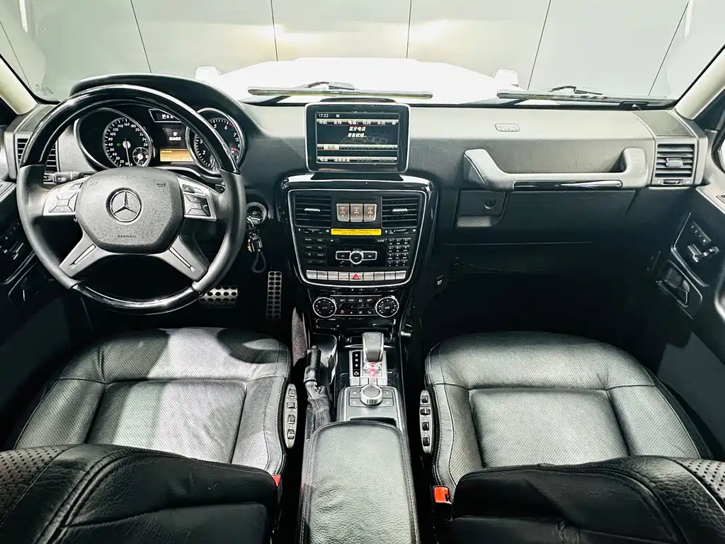 Mercedes-Benz G-Class 2015 — фото 22