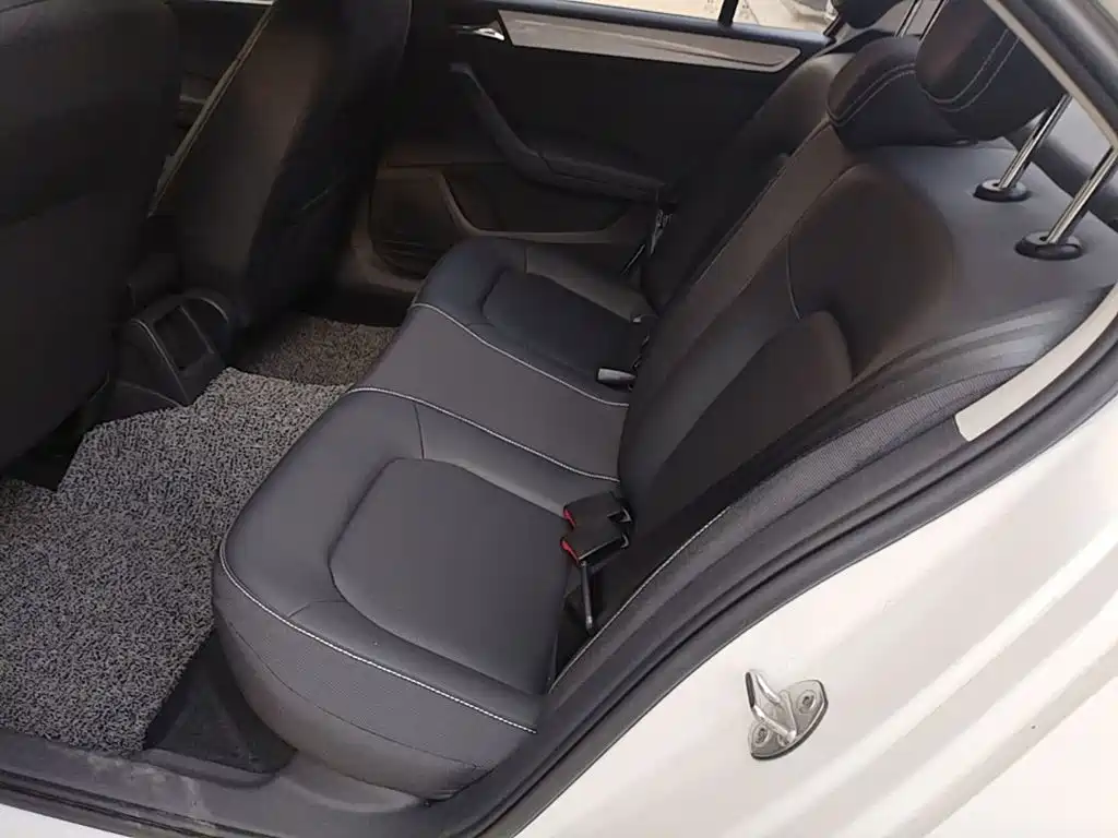 Skoda Rapid 2022 — фото 17