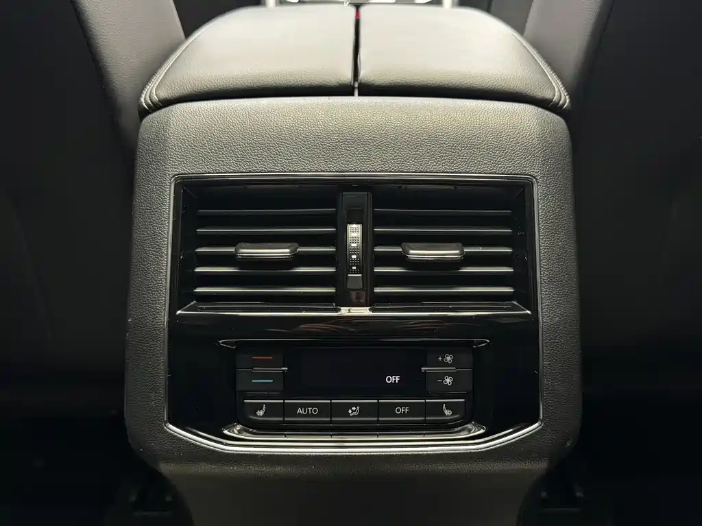 Volkswagen Teramont 2018 — фото 16