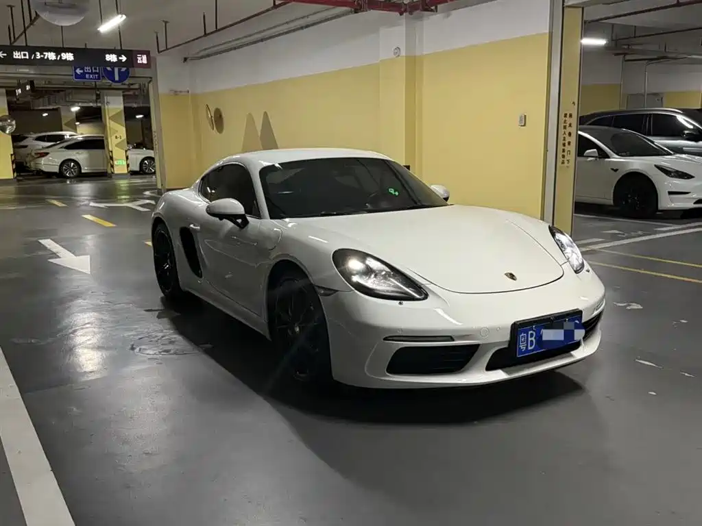 Porsche 718 2018 — фото 1