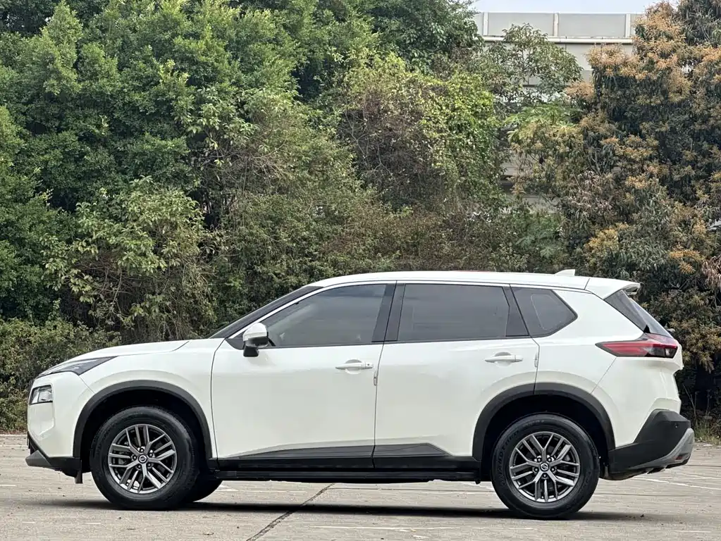 Nissan X-Trail 2022 — фото 17
