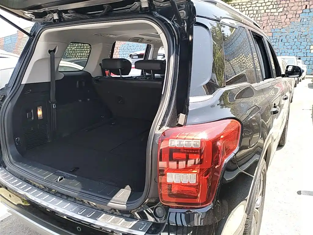 GAC Motor Trumpchi GS8 2018 — фото 19