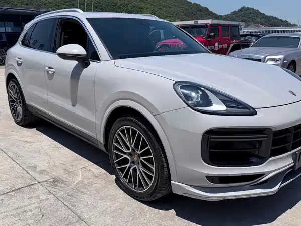 Porsche Cayenne 2019