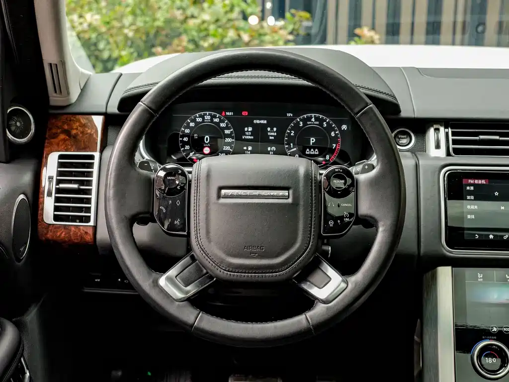 Land Rover Range Rover 2020 — фото 9