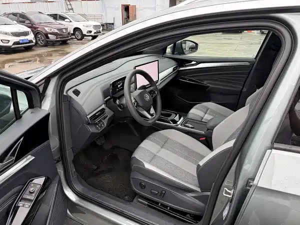 Volkswagen ID.4 CROZZ 2025