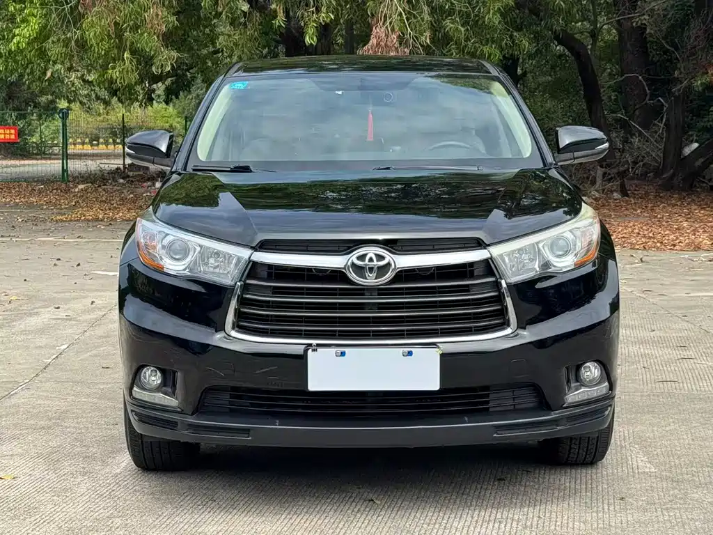 Toyota Highlander 2016 — фото 2