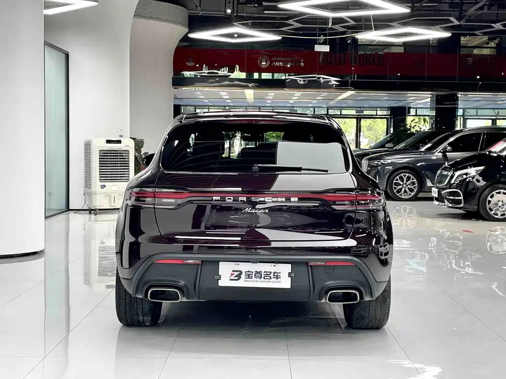 Porsche Macan 2022 — фото 14