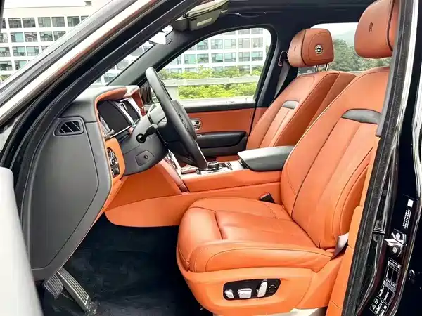 Rolls-Royce Cullinan 2020