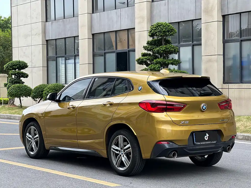 BMW X2 2020 — фото 14