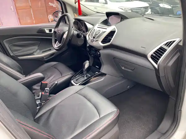 Ford EcoSport 2014