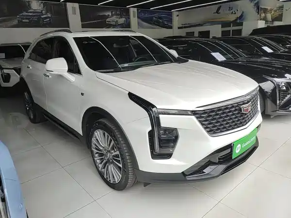 Cadillac XT4 2025