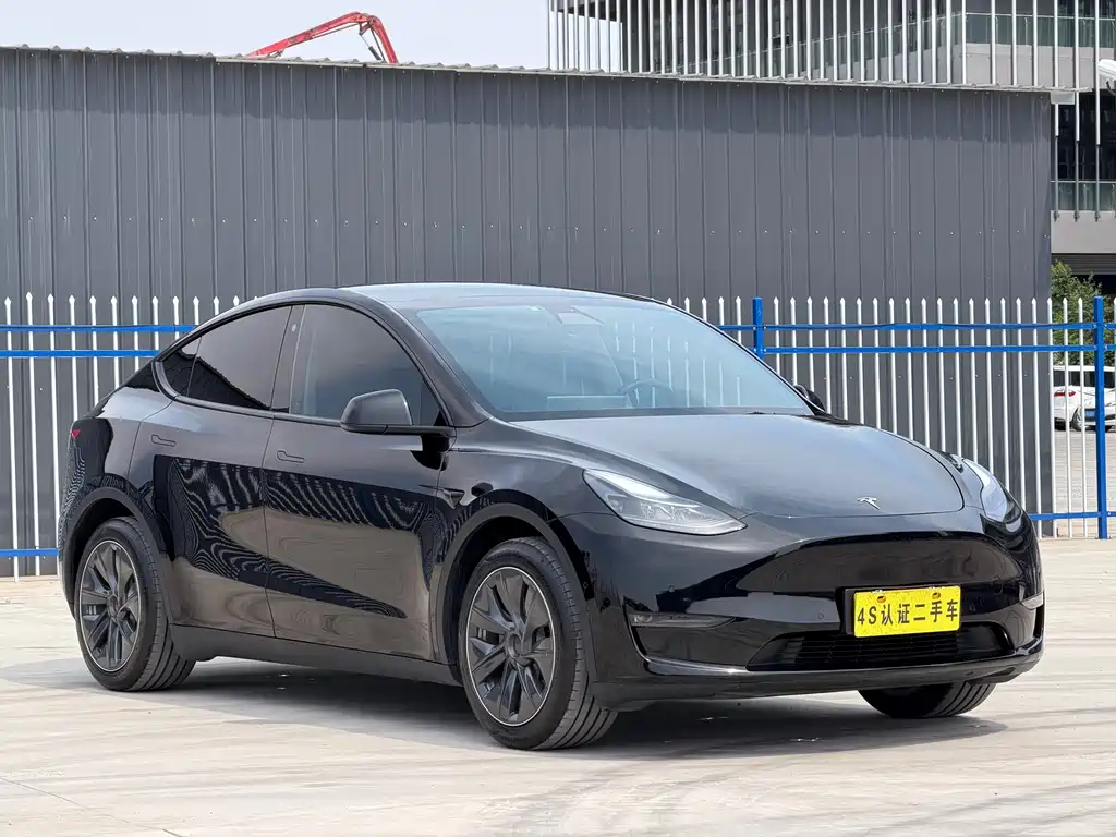 Tesla Model Y 2022 — фото 3