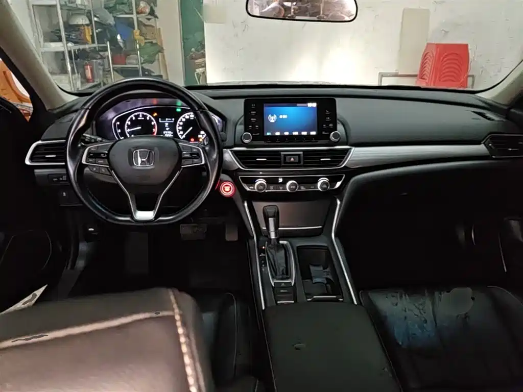 Honda Inspire 2020 — фото 10