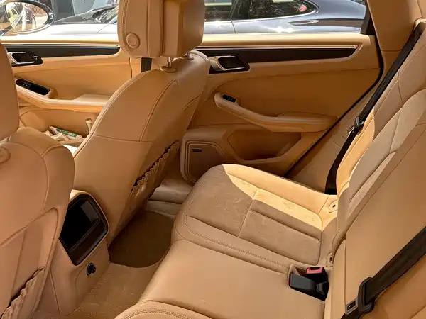 Porsche Macan 2014