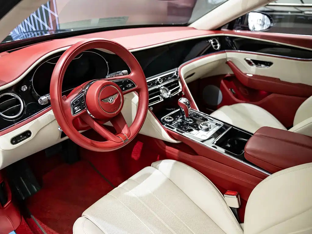 Bentley Flying Spur PHEV 2023 — фото 4