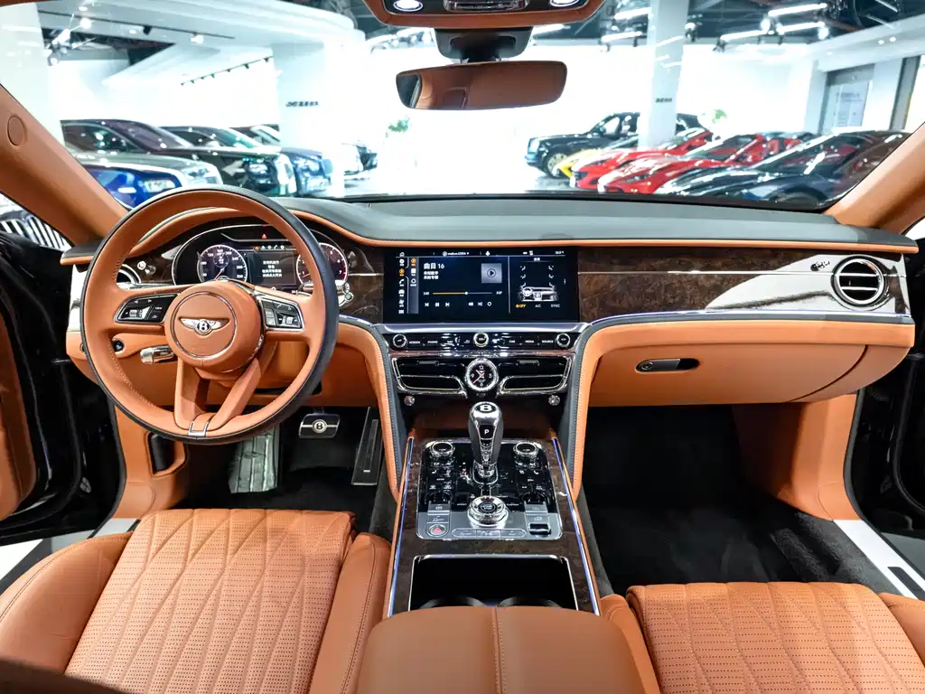 Bentley Flying Spur 2022 — фото 5